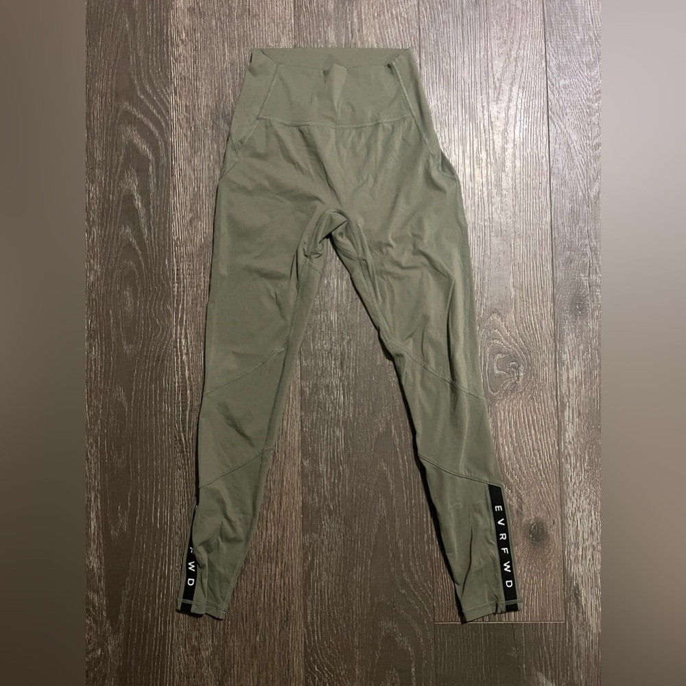 Ever forward leggings